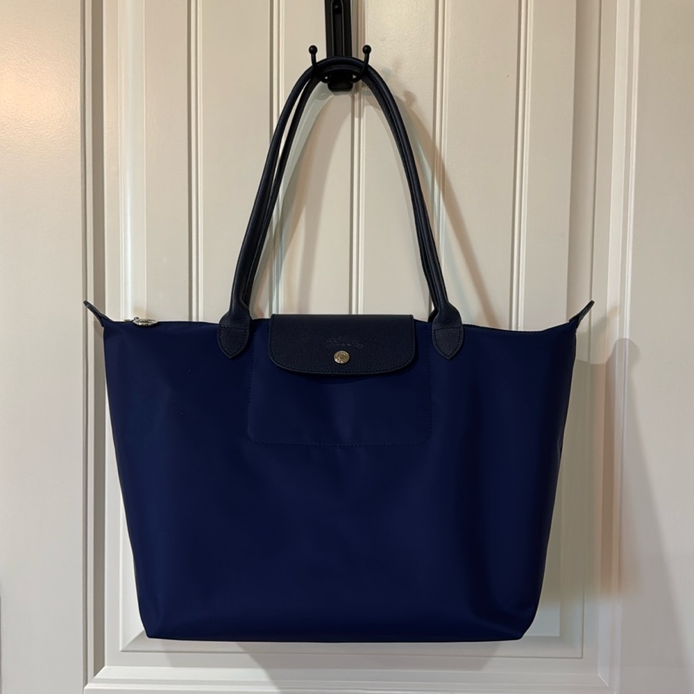 Longchamp Navy blue Neo, large tote.